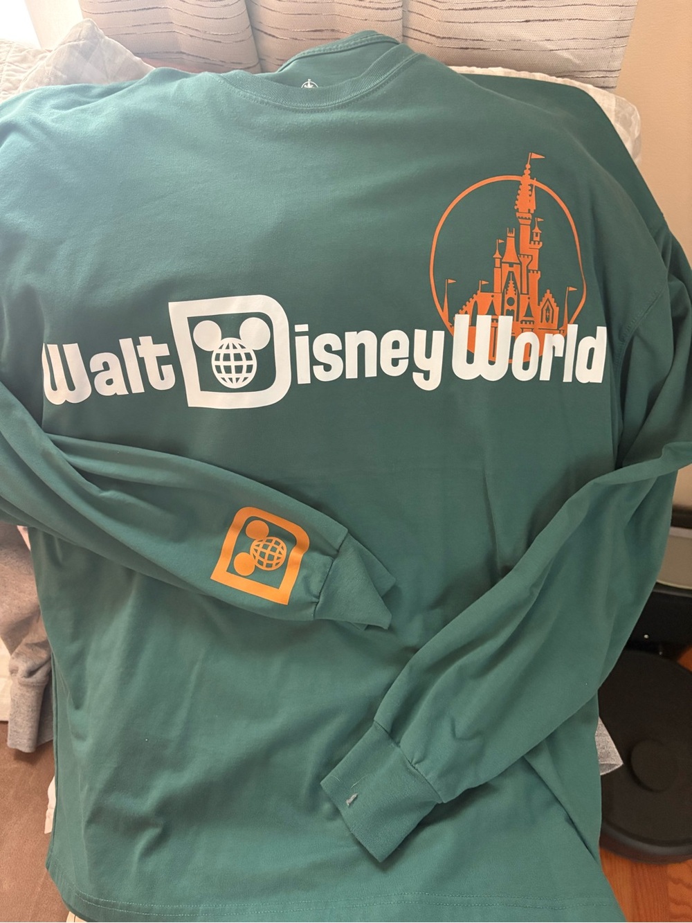 Disney Green Long-Sleeve Walt Disney World Tee with Orange Castle Logo-XL